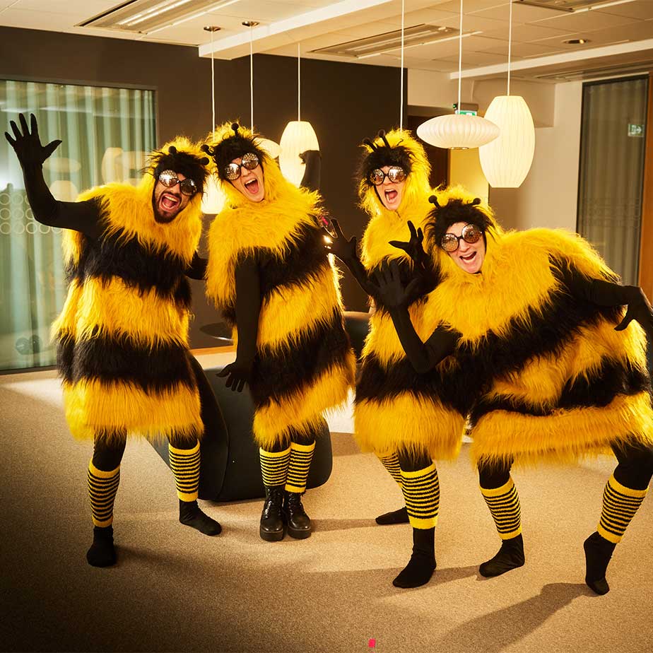 gruppbild-busybees